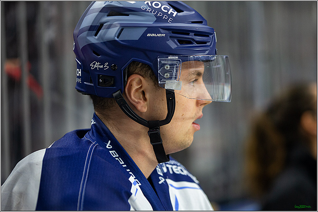 PENNY DEL; Koelner Haie- Straubing Tigers; Koeln, 09.10.2022